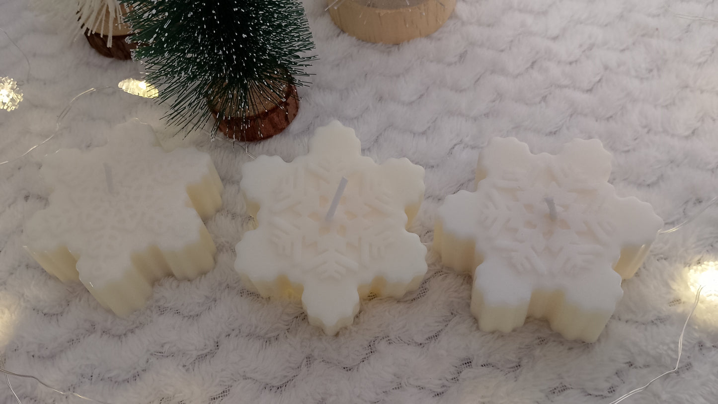 Christmas candle, snowflake candle, soy wax, handmade in Devon. Gift guide