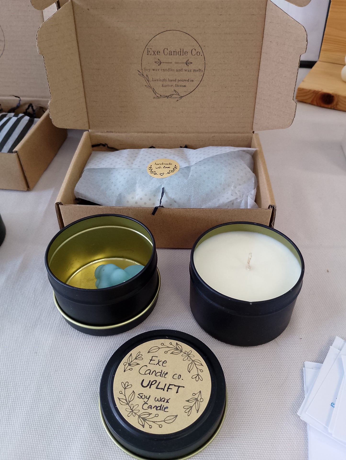 Scented soy wax collection - 'Uplift' Fresh Linen scented soy wax candle tin