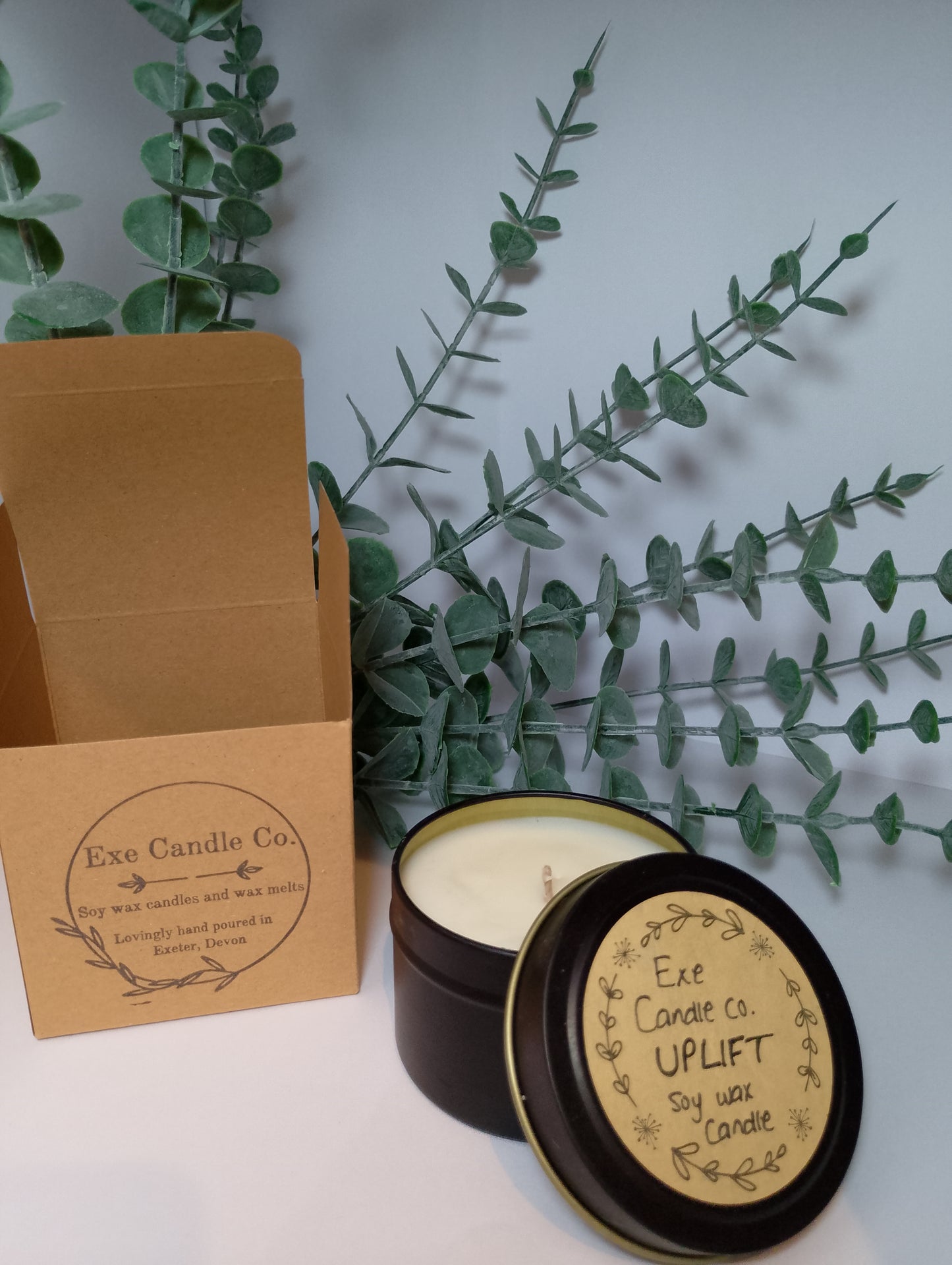 Scented soy wax collection - 'Uplift' Fresh Linen scented soy wax candle tin